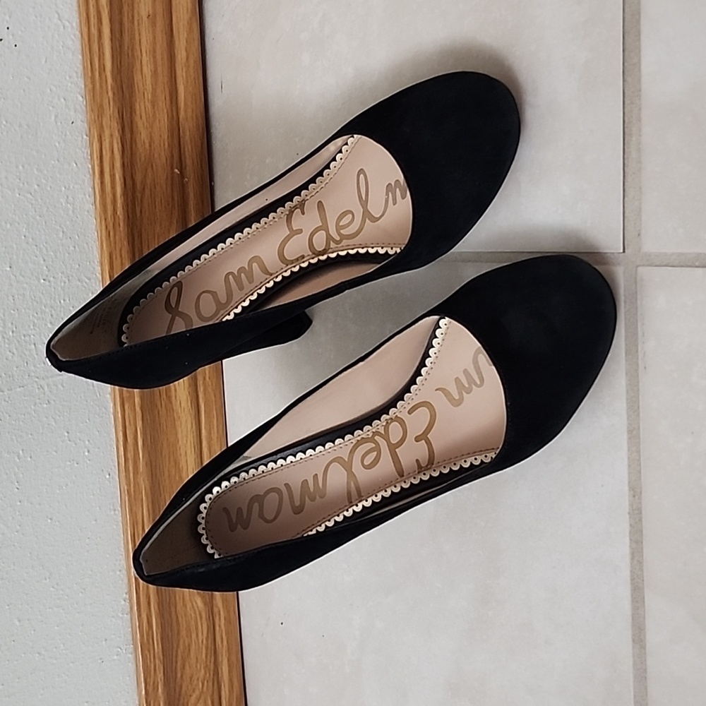 Black heels